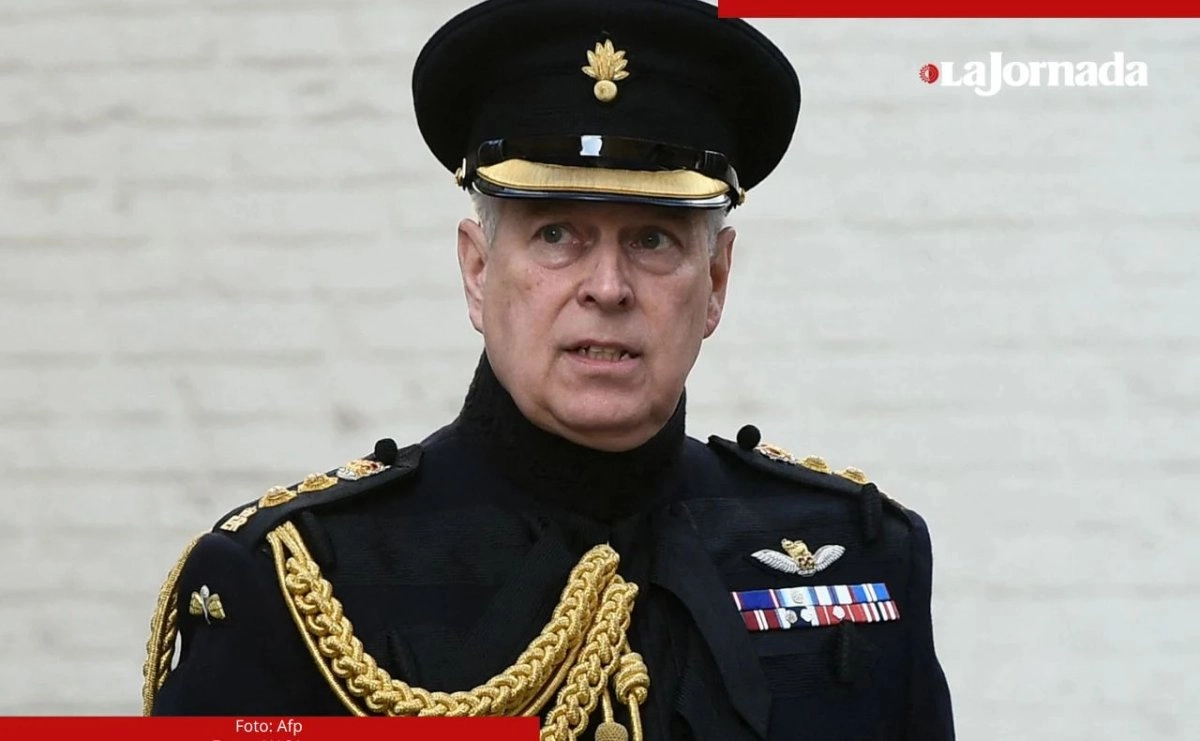 Carlos III de Inglaterra despojó a su hermano menor de todos sus títulos y honores, y lo obligó a dejar su mansión, conocida como Royal Lodge, a causa de sus vínculos con el difunto delincuente sexual Jeffrey Epstein.