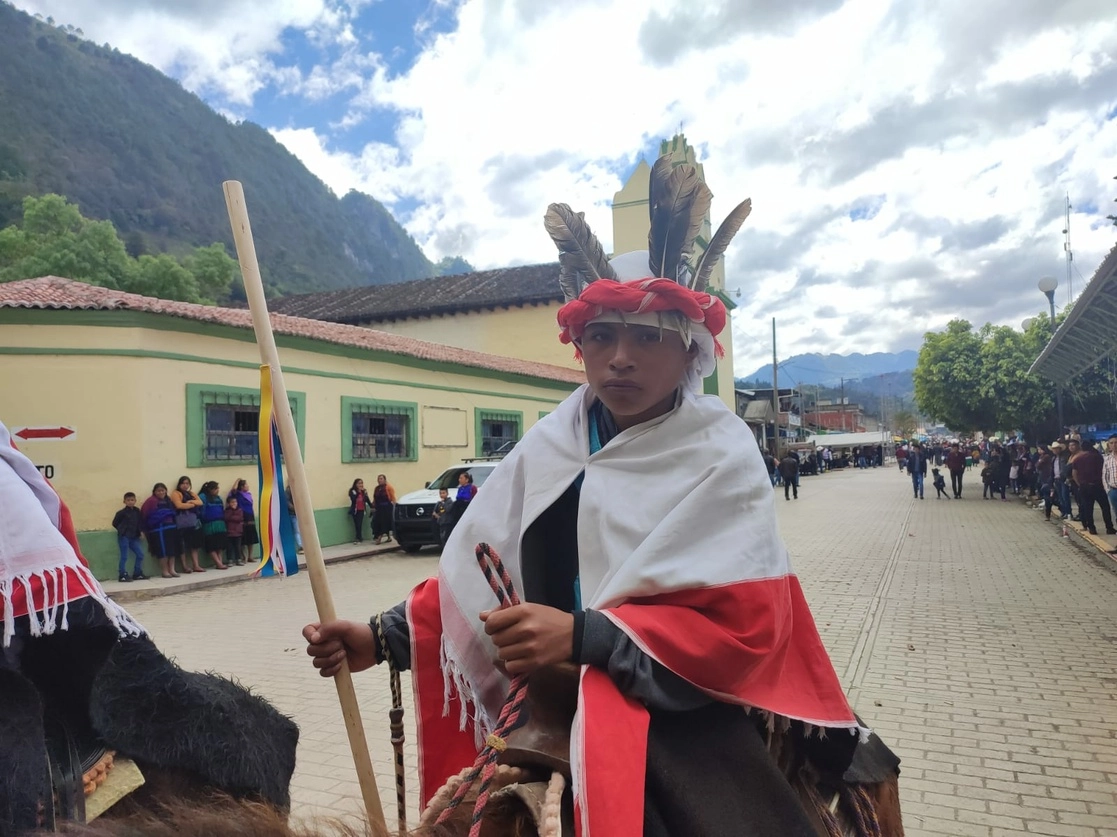Los carnavales tsotsiles representan memoria histórica y la identidad de los pueblos originarios, pues tienen elementos tomados del Po Pol Vuh, señala el investigador  Enrique Pérez López. Foto Elio Henríquez