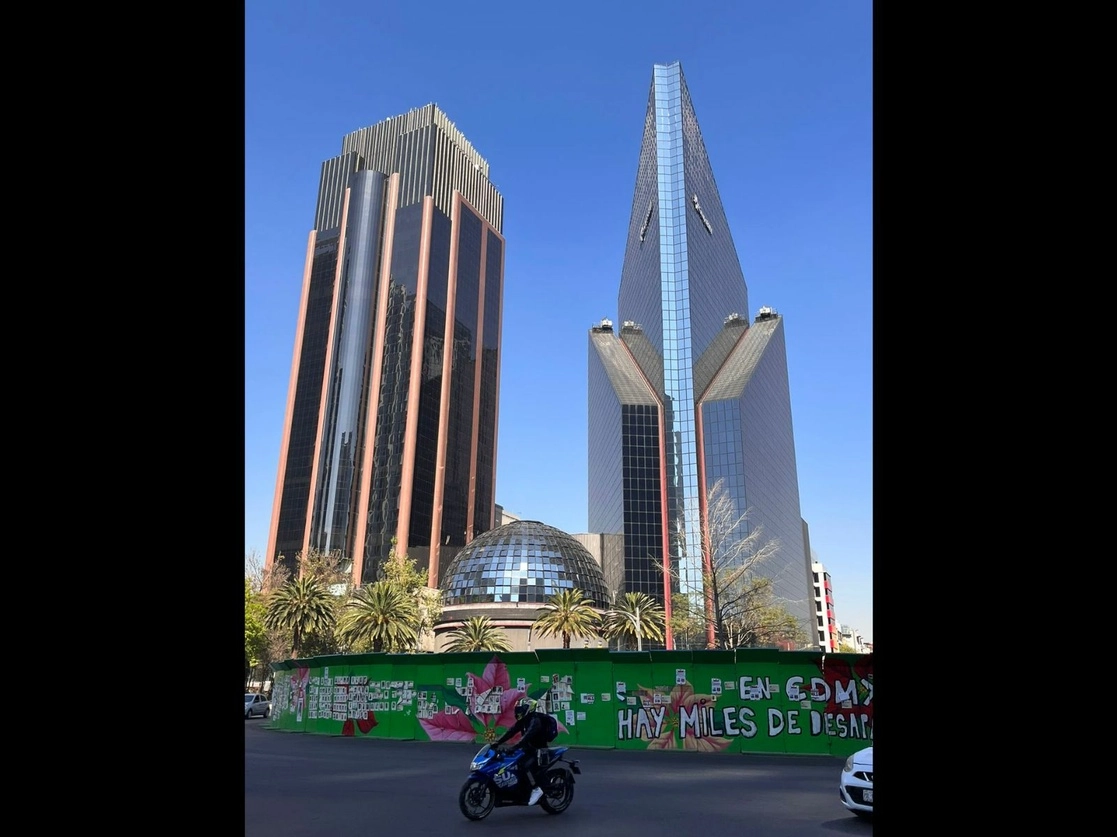 La Bolsa Mexicana de Valores en la Ciudad de México. Foto Luis Castillo / Archivo