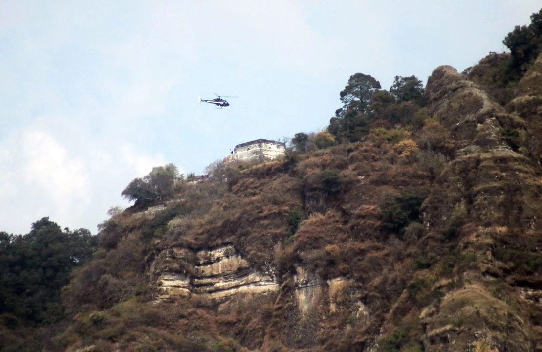 Estiman unas mil 200 hectáreas devastadas por el incendio forestal  en el cerro de El Tepozteco, el cual se convirtió en la más grande registrada en los últimos años. Foto  