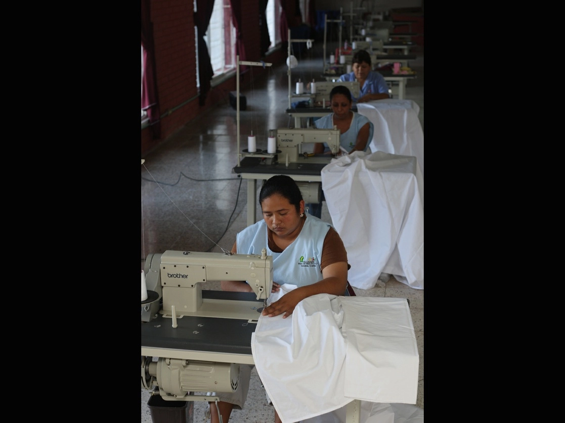 Entre noviembre de 2021 y noviembre del presente año se crearon 785 mil 551 trabajos afiliados al IMSS. Foto José Carlo González 