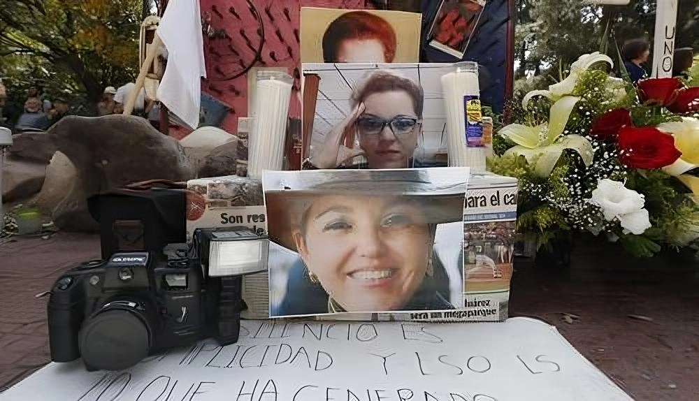 Siete años después del asesinato de Miroslava Breach Velducea, corresponsal de ‘La Jornada’ en Chihuahua, están pendientes de ejecutar dos órdenes de aprehensión. Una, contra de Crispín Salazar, líder del grupo Los Salazar, señalado como el autor intelectual del crimen, y otra, contra Wilbert Jasiel Vega Villa, uno de los ejecutores del homicidio. Foto Carlos Ramos Mamahua / Archivo

