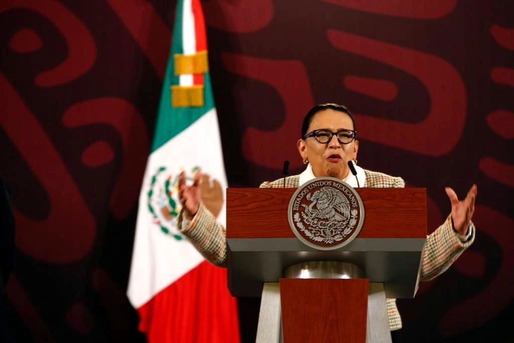 La secretaria de Seguridad y Protección Ciudadana, Rosa Icela Rodríguez, durante la conferencia presidencial matutina en Palacio Nacional, en la Ciudad de México, el 16 de enero de 2024. Foto José Antonio López