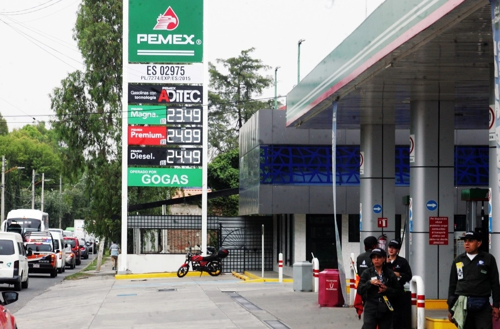 La producción de hidrocarburos reportada por Petróleos Mexicanos fue 6.2 por ciento menor con respecto al año pasado. Foto Roberto García Rivas  