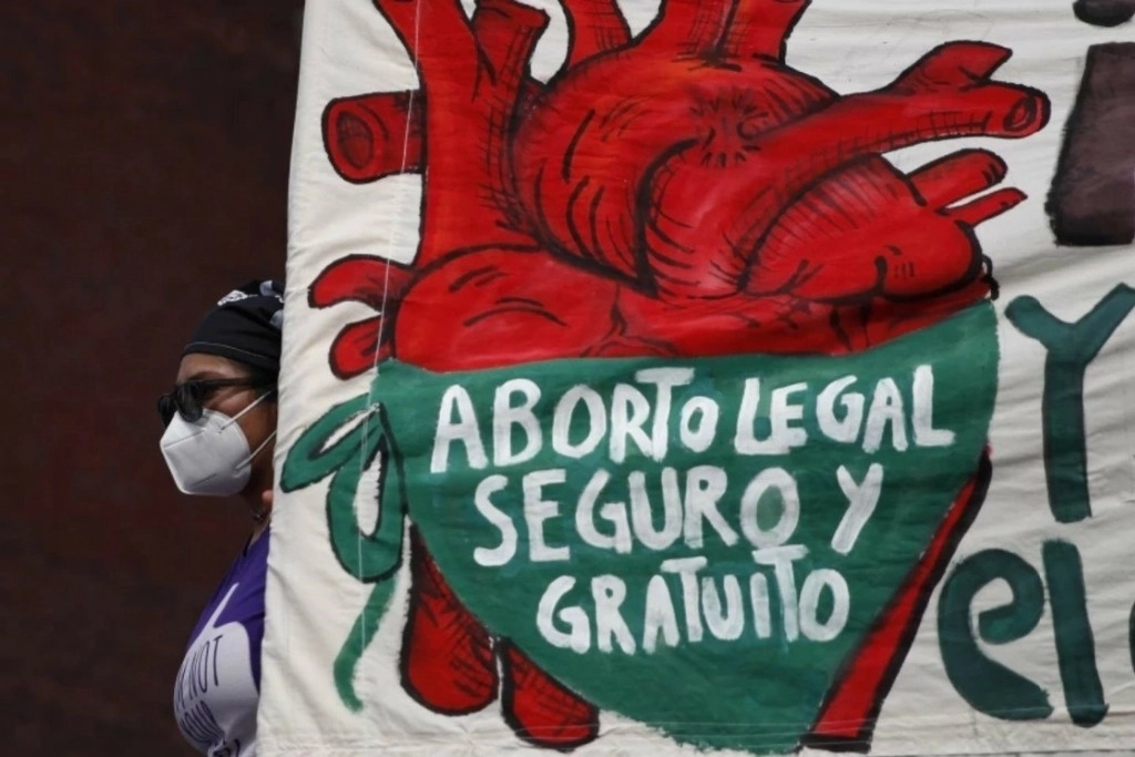 Además de la Ciudad de México, otros 10 estados han reconocido el derecho de acceso a la Interrupción Legal del Embarazo a la fecha, afirmó la Comisión de Derechos Humanos capitalina. Foto Afp / Archivo 

