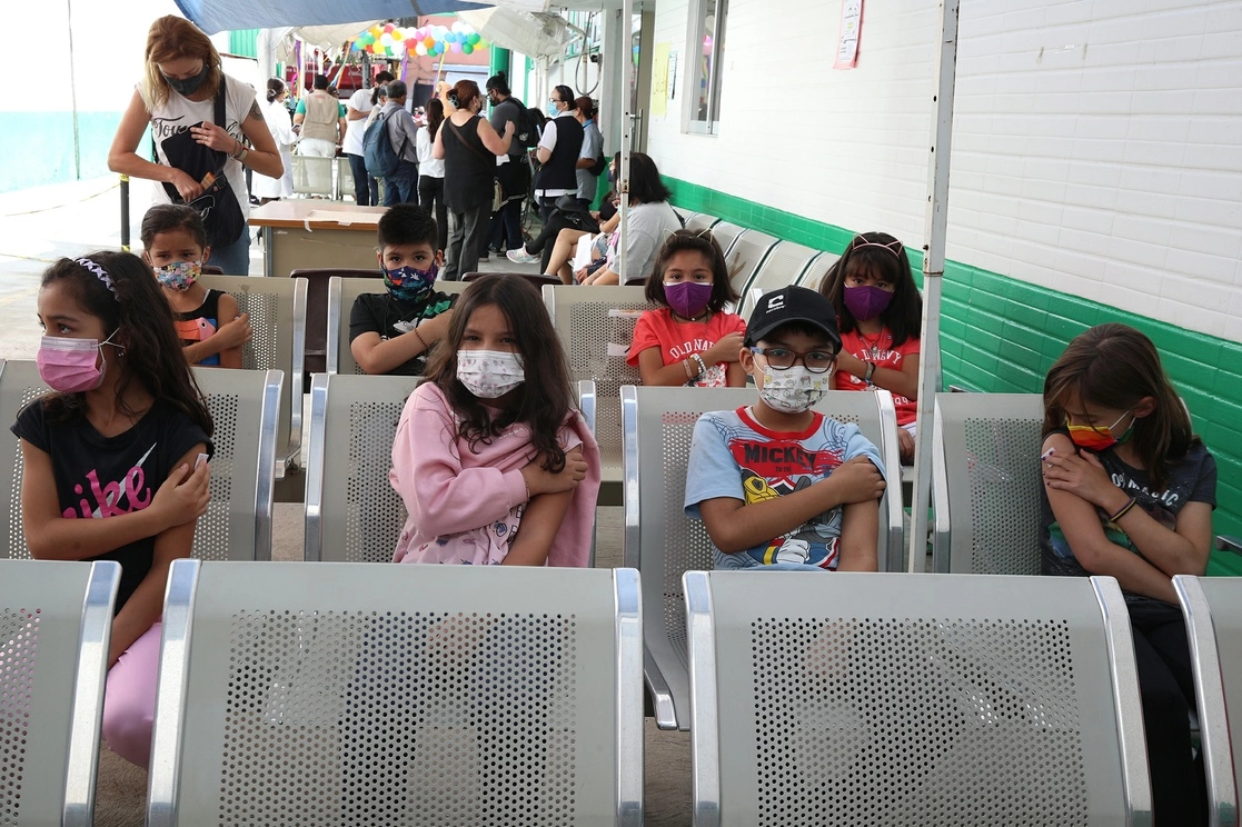 La próxima semana en la CDMX se aplicará  la vacuna anticovid a niños de 10 y 9 años. Foto María Luisa Severiano/Archivo 