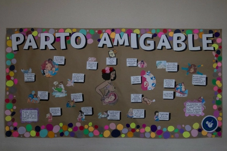 En el Hospital General de Tulancingo se ha capacitado a parteras tradicionales lo que ha permitido que mujeres en comunidades apartadas detecten signos de alarma durante el embarazo y el parto. Foto Cuartoscuro / Archivo 