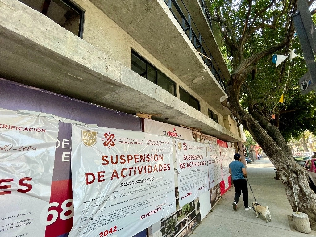 Las dependencias capitalinas encargadas de supervisar los complejos habitacionales han detectado diversas irregularidades, sobre todo en la alcaldía Benito Juárez. Foto Roberto García Ortiz