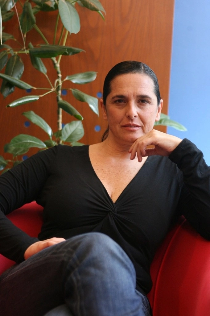 Con un concierto el 21 de octubre en el Teatro de la Ciudad Esperanza Iris, la cantante, actriz y compositora Cecilia Toussaint festeja 45 años ininterrumpidos de una ecléctica carrera en la que "nunca he flaqueado". Presentará lo mejor de su repertorio y el nuevo material. Foto José Antonio López