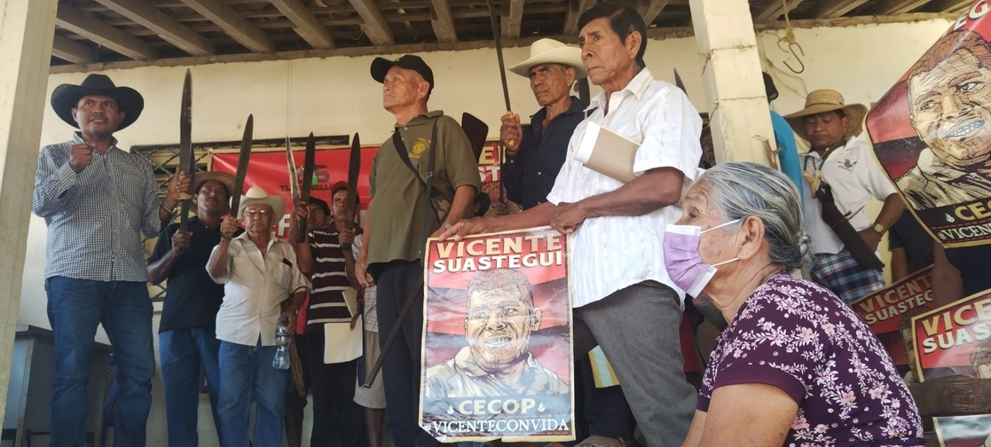 El Consejo de Ejidos y Comunidades Opositores a la Presa La Parota realizaron una asamblea en los Bienes Comunales de Cacahuatepec. Foto Héctor Briseño 