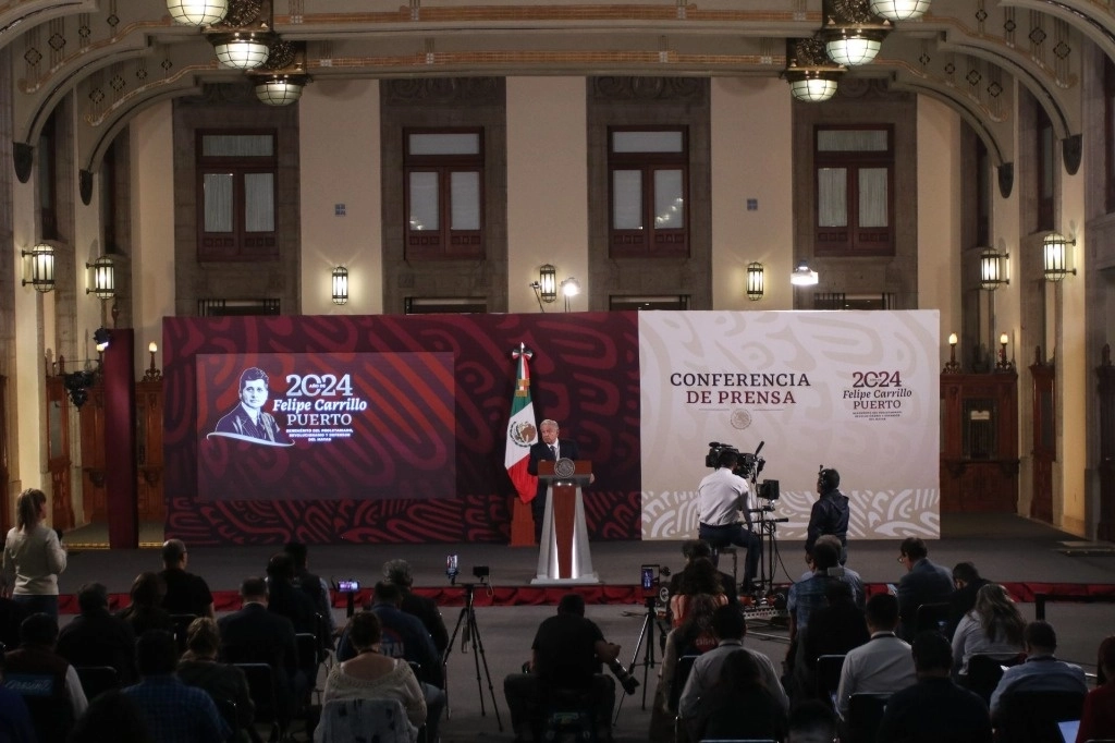 El presidente López Obrador, durante su conferencia de este jueves 25 de abril, desde Palacio Nacional. Foto Cuartoscuro 