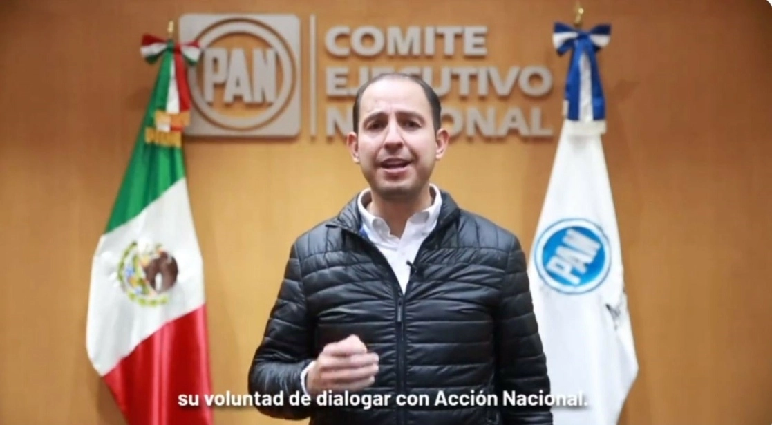 El dirigente nacional del PAN, Marko Cortés, celebró la apertura al diálogo con el Jefe del Ejecutivo, el 3 de diciembre de 2021. Imagen tomada del video difundido a través del Twitter de @MarkoCortes