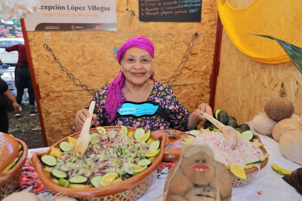 Así inició hoy el   18° Encuentro de cocineras tradicionales que reconoce e impulsa espacios de consumo. Foto la Jornada