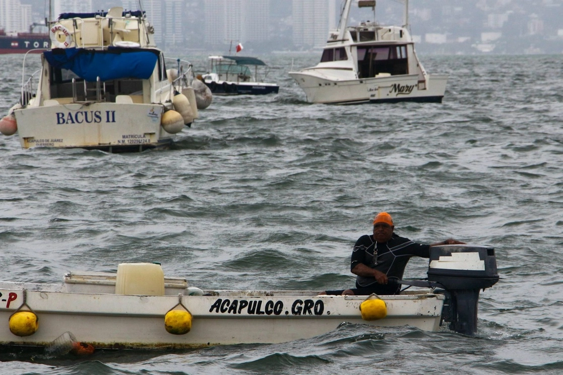 Afectaciones por la llegada de 'Nora' al puerto de Acapulco, Guerrero. Foto Cuartoscuro