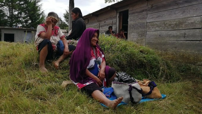 Centro  Frayba de Derechos Humanos señala que los desplazados por la violencia son más vulnerables al Covid-19. Foto tomada del Twitter de @CdhFrayba

