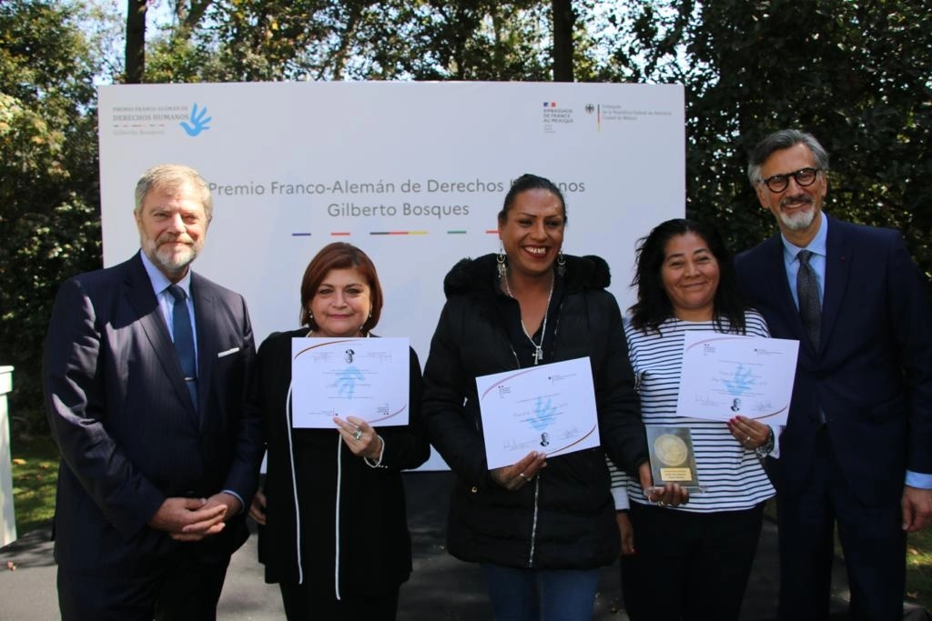 Activistas defensores de Derechos Humanos recibieron el premio Gilberto Bosques 2023. Foto @FranciaenMexico
 