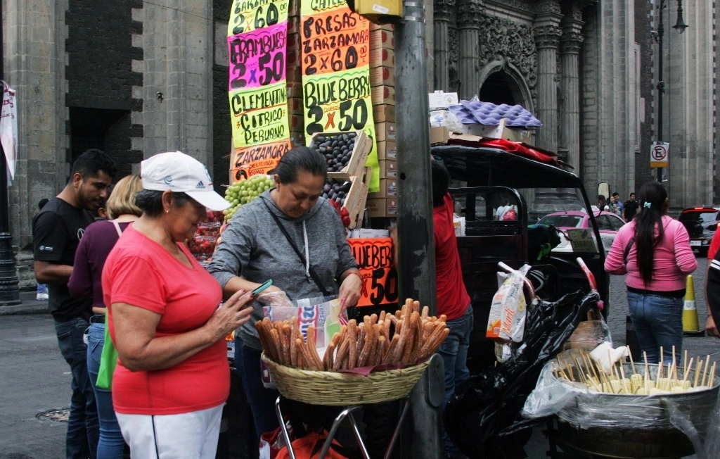“La región está enfrentando un escenario internacional complejo, caracterizado por un crecimiento de la actividad económica y el comercio global por debajo de sus promedios históricos", explicó la Cepal. Foto Roberto Garciá Rivas.