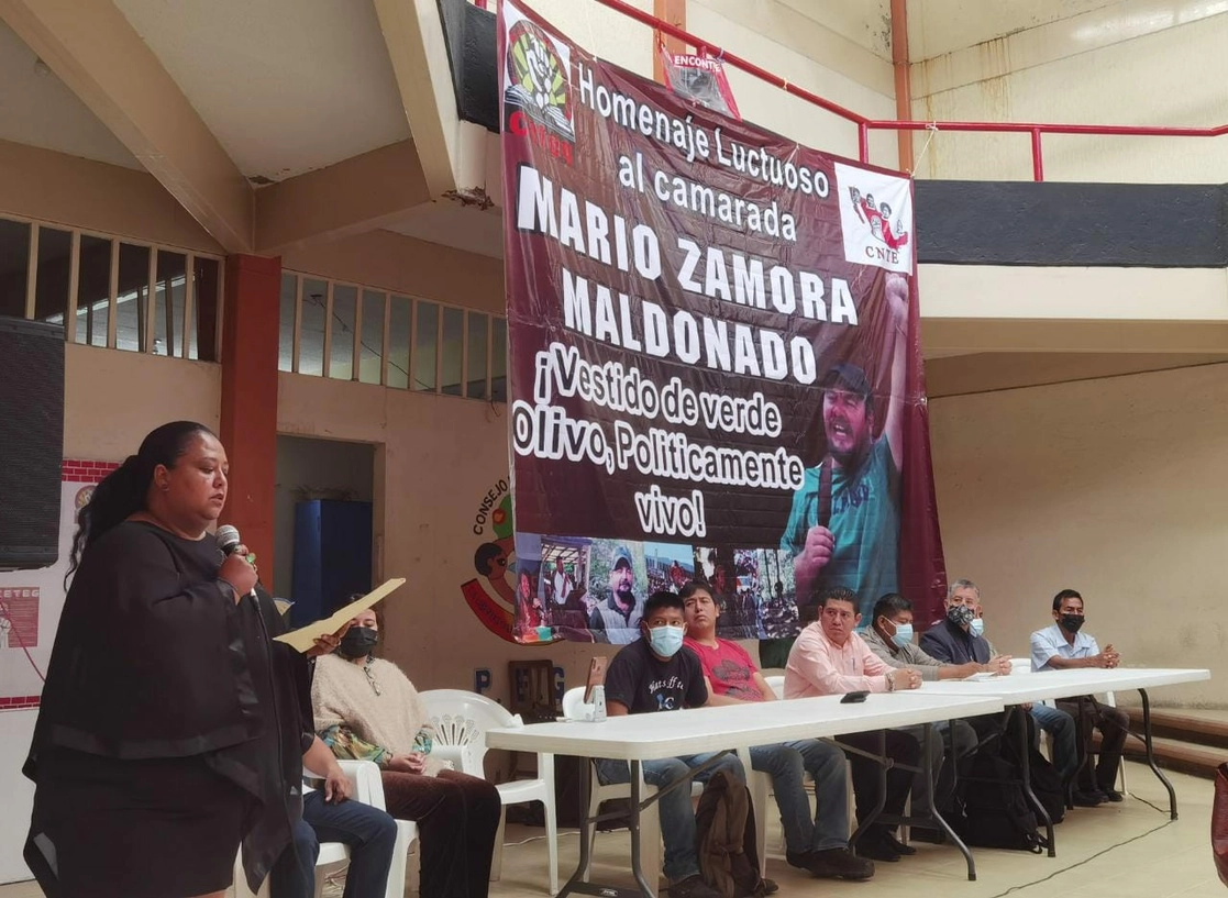 Coordinadora Estatal de Trabajadores de la Educación Guerrero rindió homenaje al profesor Mario Zamora, asesinado hace un año. Foto Sergio Ocampo