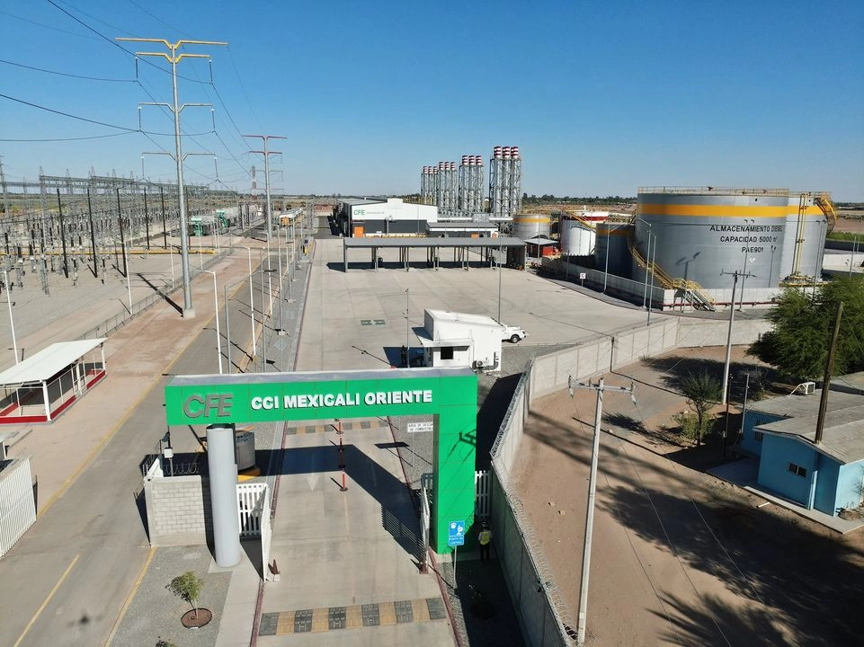 La Central de Combustión cuenta con 24 Unidades de generación de energía que aportan 429 megawatts. Foto 
