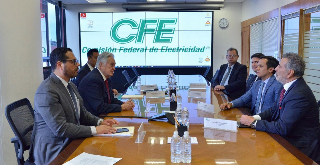 Con el fin de dar salida al excedente de gas natural que tiene el país, la Comisión Federal de Electricidad firmó contratos para el suministro del energético por 15 años a una planta de fertilizantes ubicada en Topolobampo, Sinaloa, el 20 de julio de 2022. Foto tomada del Twitter de @CFEmx