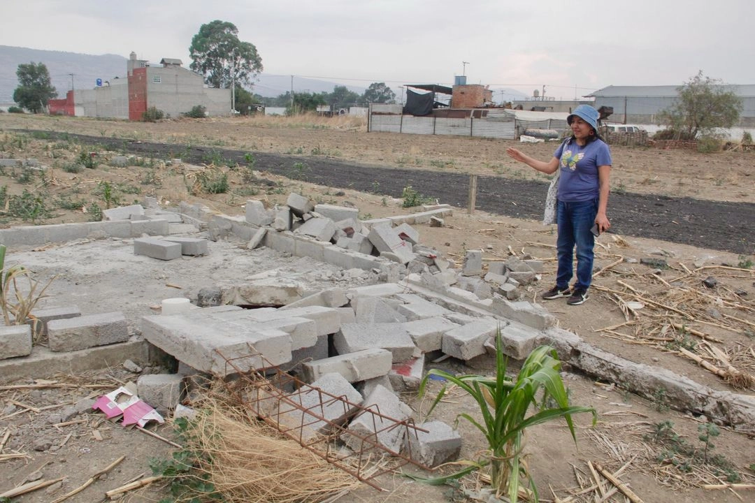 Labriegos del municipio mexiquense de Chalco acusaron que personas armadas roban sus cosechas, para después asfaltar la tierra y vender predios, todo ello con la protección de la policía local y en complicidad con empleados de la oficina de catastro del ayuntamiento. Foto