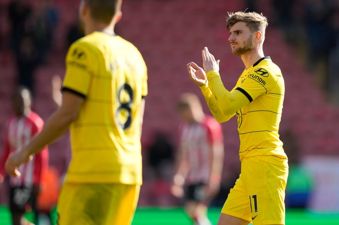 Timo Werner marcó un doblete en la goleada de 6-0 que Chelsea propino a Southampton, en la fecha 32 de la Liga Premier. Foto Ap