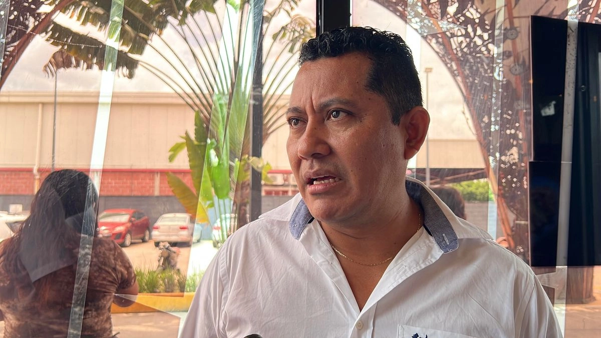 Eduardo Vázquez Méndez, Delegado de la Secretaria de Agricultura, Ganadería y Pesca de Chiapas (SAGyP), detalló las acciones gubernamentales contra el gusano barrenador en la frontera con Guatemala. 
