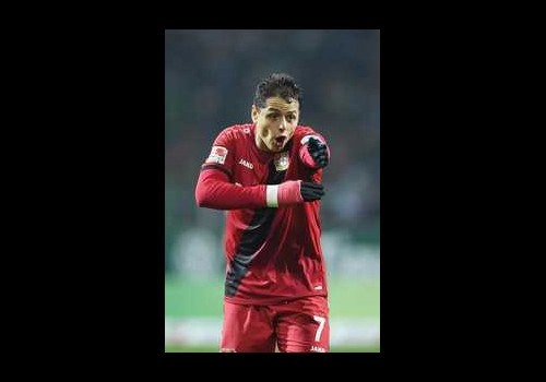 El delantero mexicano Javier ‘Chicharito’ Hernández recibió su visa de trabajo y podría debutar el fin de semana con Los Ángeles Galaxy, informó el club de la MLS. Foto Jam Media / Archivo