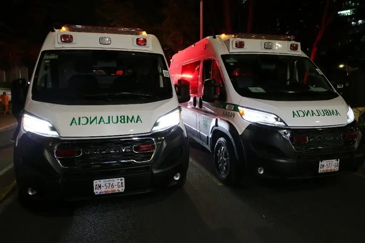 Imagen de archivo de ambulancias del Instituto Mexicano del Seguro Social. Foto