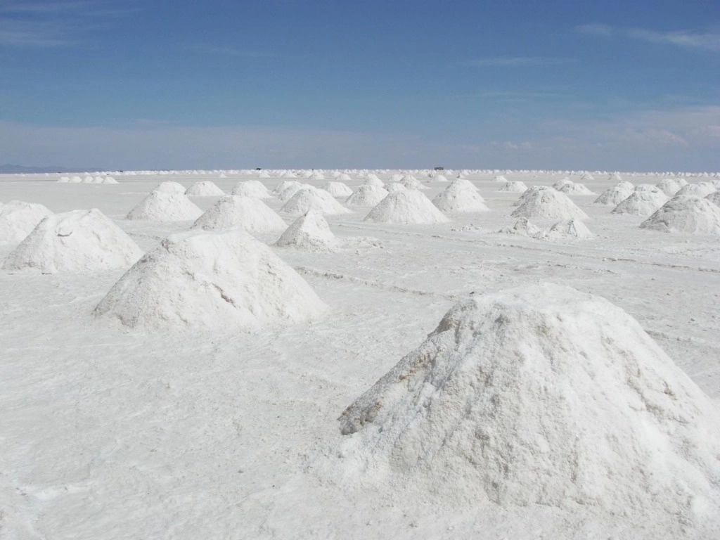 A través de su cuenta en X, la empresa estatal Codelco dio a conocer el acuerdo firmado con la minera SQM para extracción de litio. Foto tomada de X @CodelcoChile.