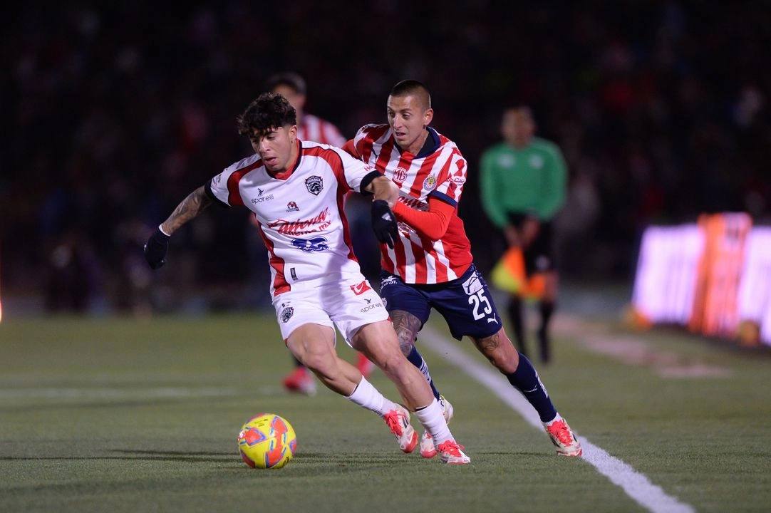 Los tapatíos se quedaron en el lugar diez de la tabla general con 16 puntos, dos menos que los Bravos.