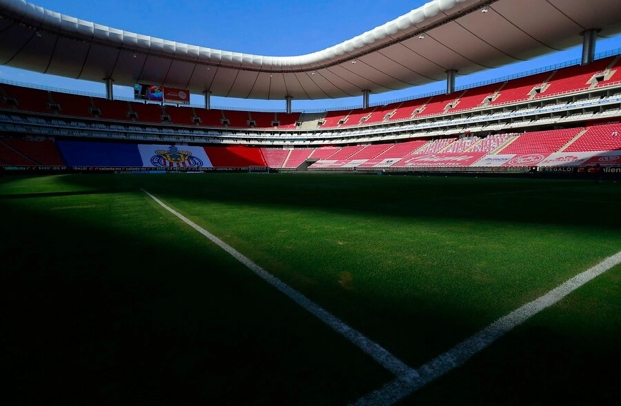 Perspectiva de la cancha del Estadio Akron en imagen de archivo. Foto Jam Media