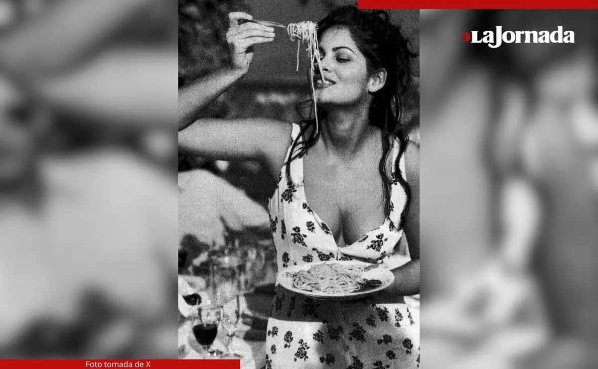 Ícono del cine italiano de la posguerra, Cardinale falleció a los 87 años. La musa de Visconti y Fellini empezó su carrera artística sin proponérselo, luego de ganar un concurso de belleza, lo que le permitió “vivir más de 150 vidas”, trabajar con los directores más importantes y convertirse en símbolo “de un país cuyo idioma apenas hablaba”. También destacó en teatro y televisión. Foto 