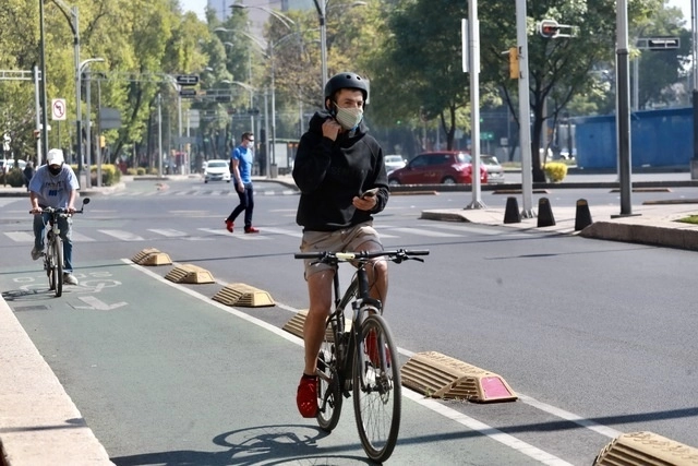 Ciclovía en la Ciudad de México. Foto Luis Castillo / Archivo