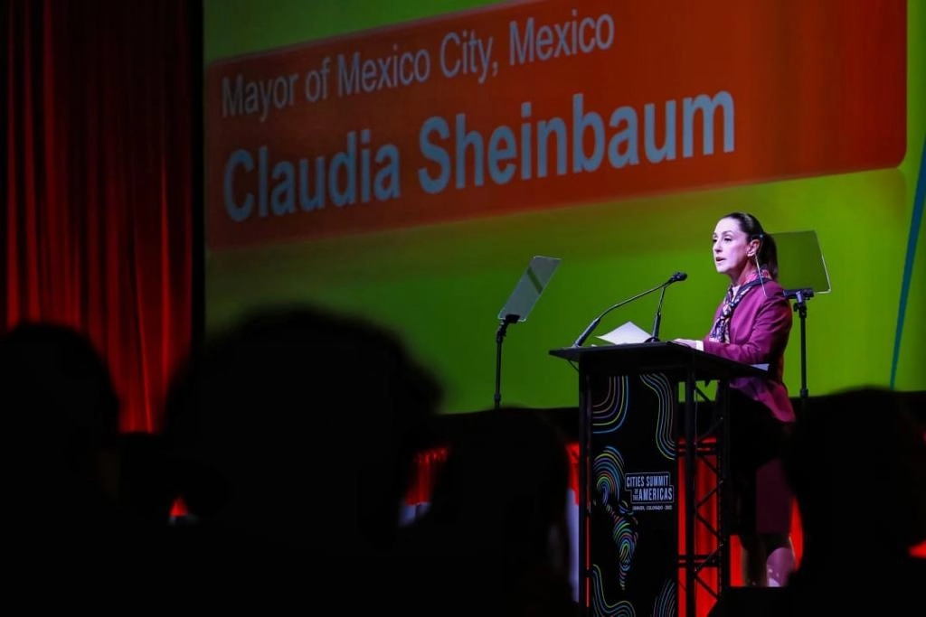 La ciencia junto con la ética y los derechos sociales deben guiar el desarrollo sustentable hemisférico y planetario, afirmó Claudia Sheinbaum, el 27 de abril de 2023. Foto cortesía del Gobierno de la Ciudad de México