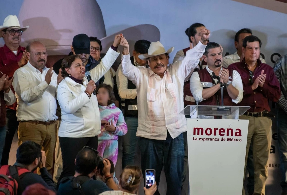 Armando Guadiana en el cierre de actividades de precampaña en Torreón, Coahuila. Foto tomada del Twitter @aguadiana