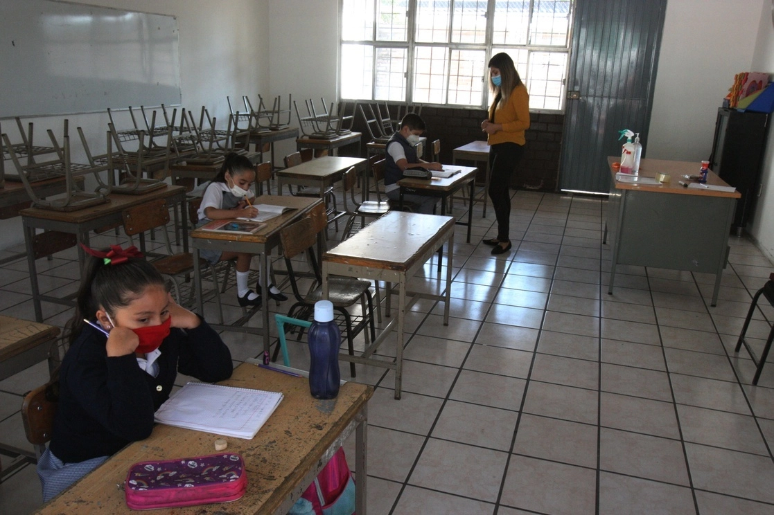 La Secretaría de Educación Pública en Sinaloa informó que será cerrada una primaria de Navolato por un caso de Covid-19. Foto Arturo Campos Cedillo / Archivo