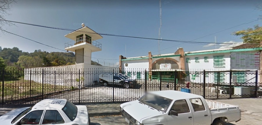 Se informó que los reos que estaban en Temascaltepec ya fueron ingresados a los penales de Tenancingo del Sur, Valle de Bravo (en la imagen) y Almoloya de Juárez, y sus familiares fueron notificados. Imagen tomada de www.google.com/maps/place