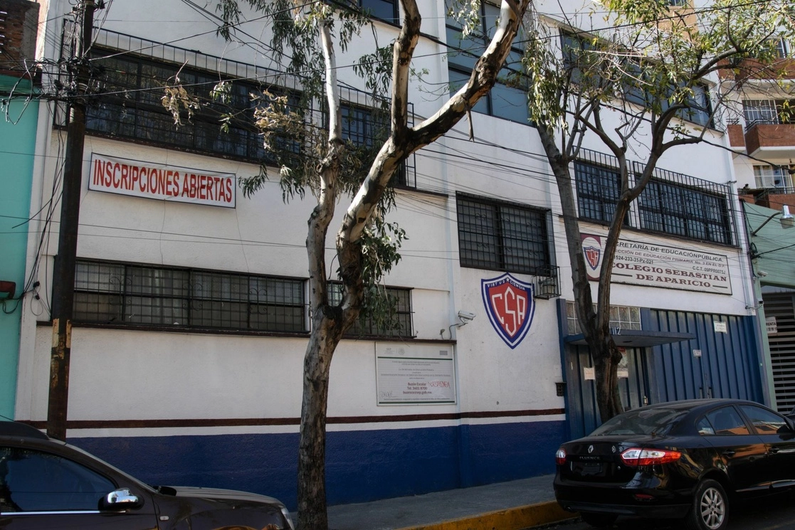 En el informe “Comunidades escolares al inicio del confinamiento por SARS-CoV-2. Voces y perspectivas de los actores” se recuperan y comparten las experiencias vividas al inicio de la pandemia por algunas figuras docentes y directivas, estudiantes, y madres y padres familia con hijos en escuelas de educación obligatoria. Foto Cuartoscuro / Archivo