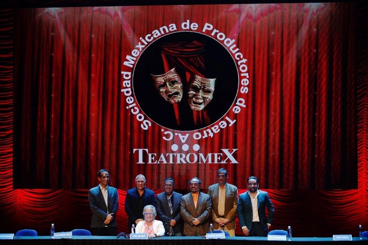 Integrantes del Consejo Consultivo de TeatroMex ofrecieron una conferencia de prensa sobre la situación de las artes escénicas en el país frente a la situación por la pandemia de Covid-19, en el Centro Cultural Teatro 1, en la alcaldía Cuauhtémoc, Ciudad de México, el pasado 13 de agosto de 2020. Foto Cristina Rodríguez