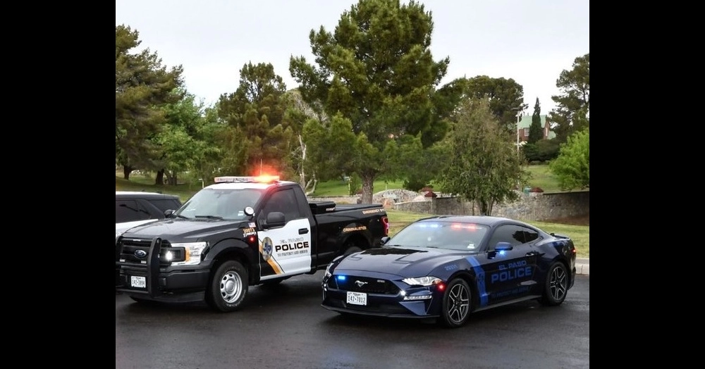 David Burton, jefe policía de Socorro, en El Paso, Texas, dijo que 100 personas se encontraban en una fiesta cuando inició el tiroteo. Foto tomada de la cuenta de Twitter  @EPPOLICE / Archivo