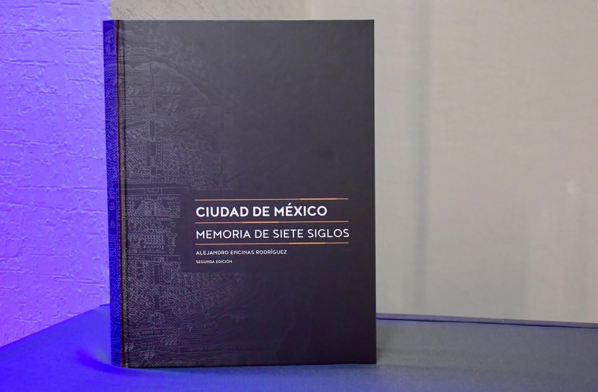Como señala la introducción: la obra no pretende ser un libro de historia ni hacer el análisis de cada momento que ha marcado la vida cotidiana de la Ciudad de México. Foto