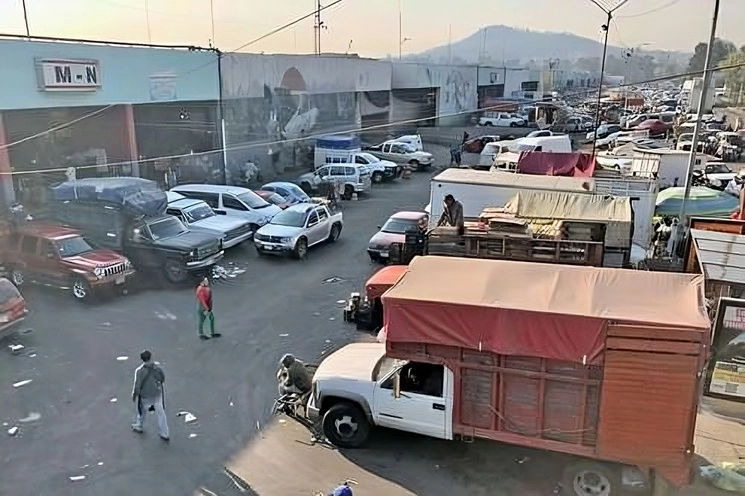 La Central de Abastos en la Ciudad de México. Foto Luis Castillo / Archivo