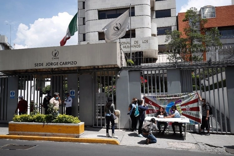 Sede de la Comisión Nacional de los Derechos Humanos en la Ciudad de México. Foto Cristina Rodríguez / Archivo