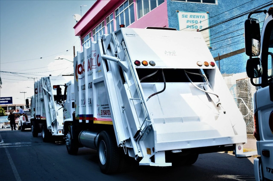 El gobierno municipal de Coacalco continuará con el servicio concesionado de recolección de basura, por lo que erogará entre ocho y nueve millones de pesos al mes. Foto ‘La Jornada’