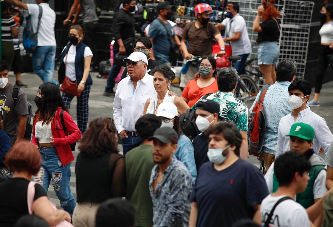 En Coahuila ya no será obligatorio el uso de cubrebocas en espacios cerrados. Foto Cristina Rodríguez/Archivo


