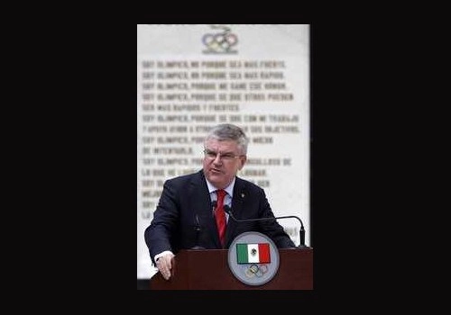 Thomas Bach, presidente del Comité Olímpico Internacional, dijo que el aplazamiento de los Juegos para 2021 costará "varios centenares de millones de dólares" al organismo, por lo que se debe analizar todo cuidadosamente. Foto Jam Media / Archivo