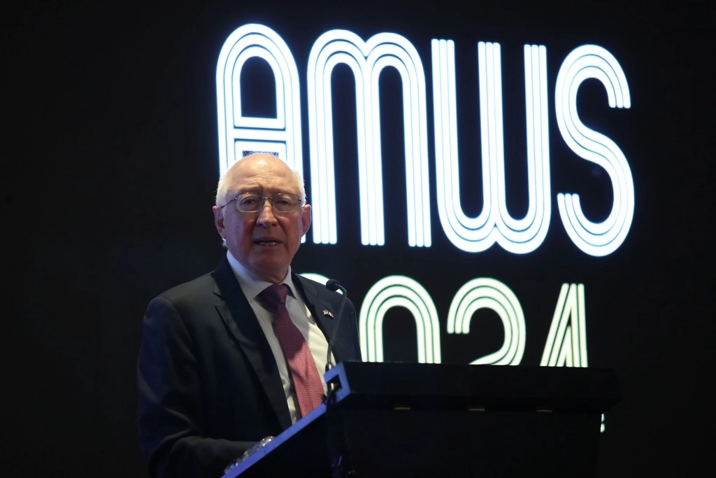 El embajador de EU en México, Ken Salazar en imagen de archivo. Foto Yazmín Ortega