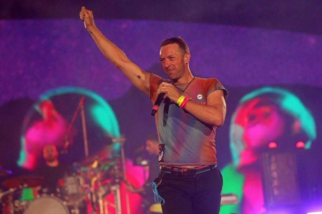 "Hay tanto amor en este show y al mismo tiempo en el mundo hay problemas locos, si es posible vamos a mandar amor desde la Ciudad de México, ‘send love’", pidió Chris Martin. Foto Cuartoscuro / Archivo