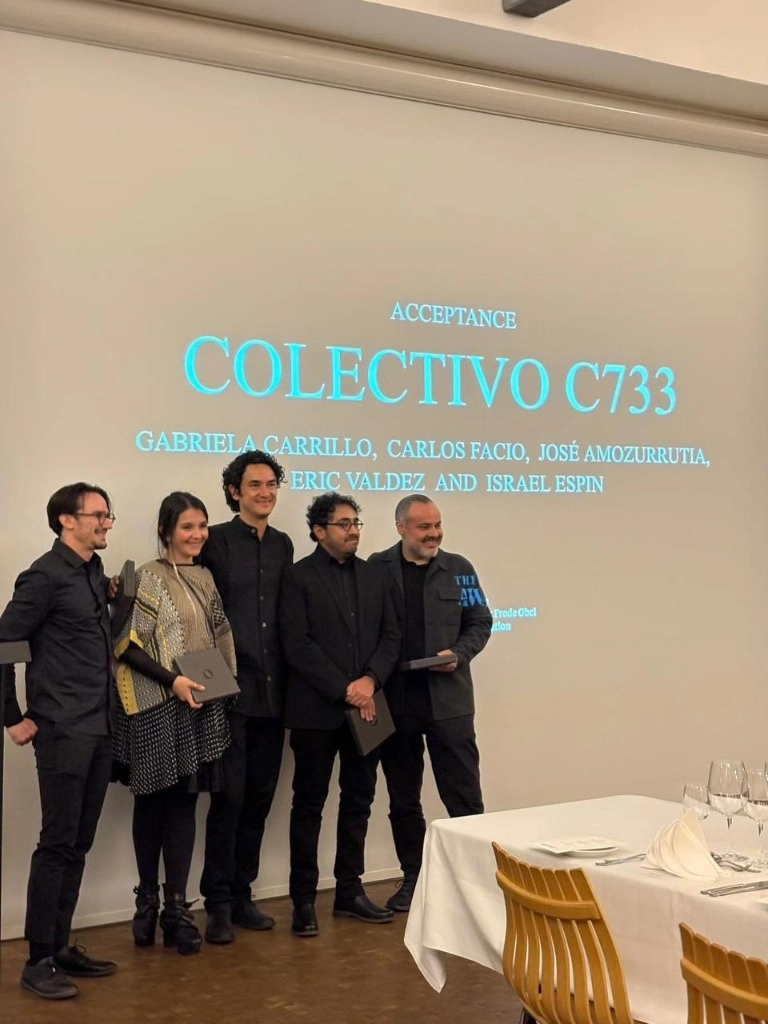 Los proyectos del colectivo C733 han revitalizado áreas rurales y urbanas vulnerables. Foto tomada de la cuenta de X @EmbaMexDin